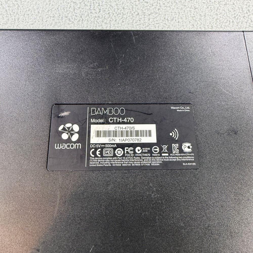 Wacom Bamboo Capture‎ CTH-470 Graphics Drawing Tablet w/ Stylus Pen Silver Black - Picture 5 of 6